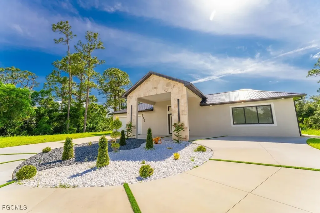 717 Calvin Avenue Lehigh Acres FL 33972