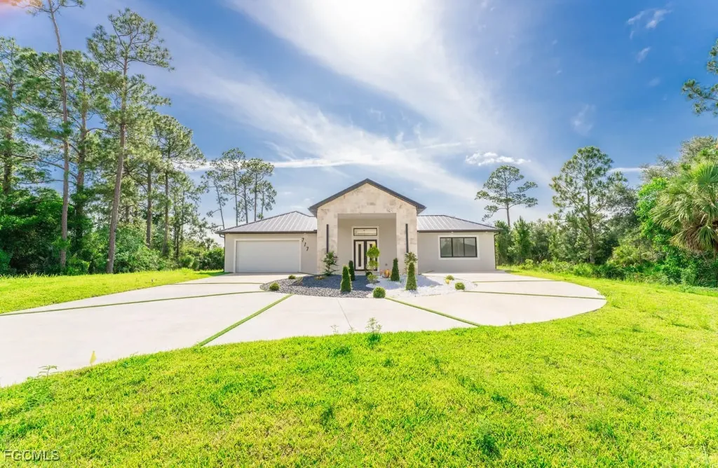 717 Calvin Avenue Lehigh Acres FL 33972