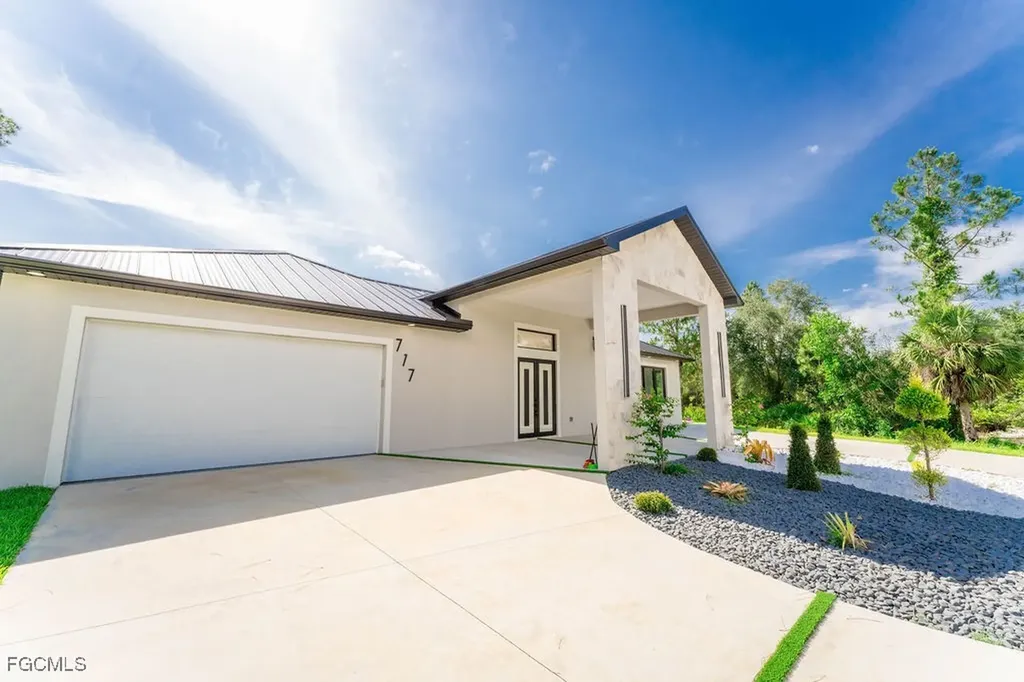 717 Calvin Avenue Lehigh Acres FL 33972
