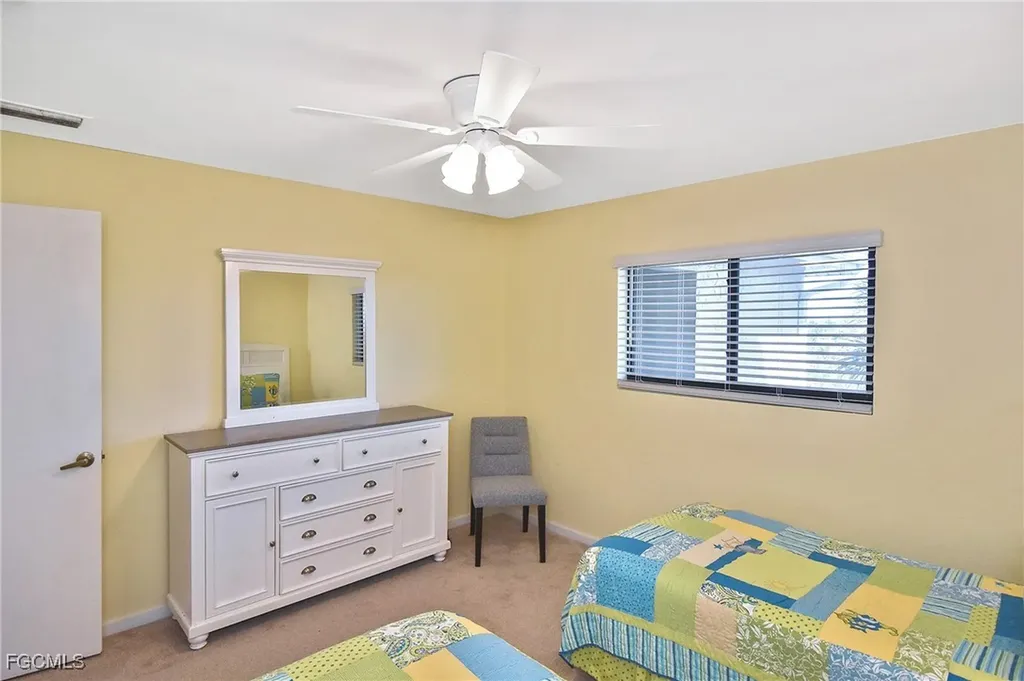 1919 Olde Middle Gulf Drive Sanibel FL 33957