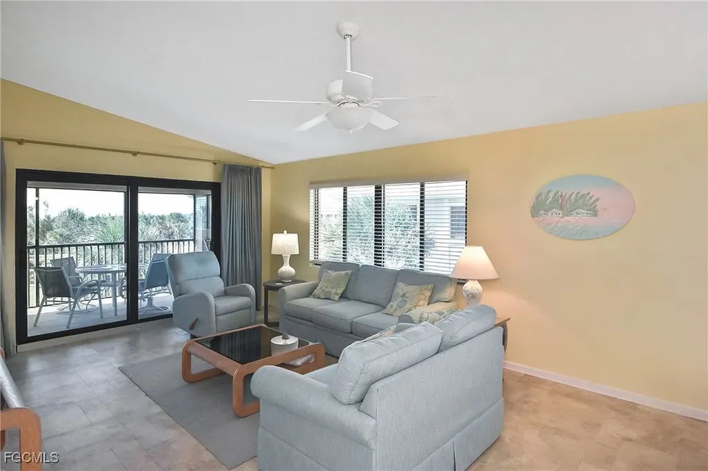 1919 Olde Middle Gulf Drive Sanibel FL 33957
