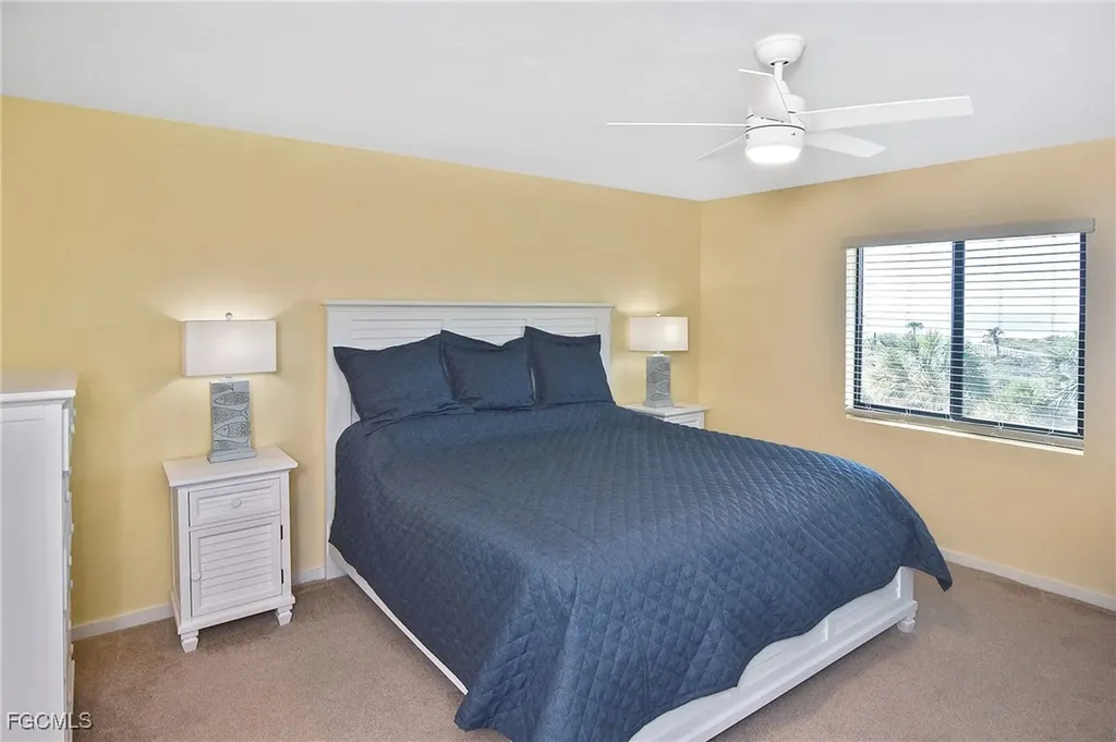 1919 Olde Middle Gulf Drive Sanibel FL 33957