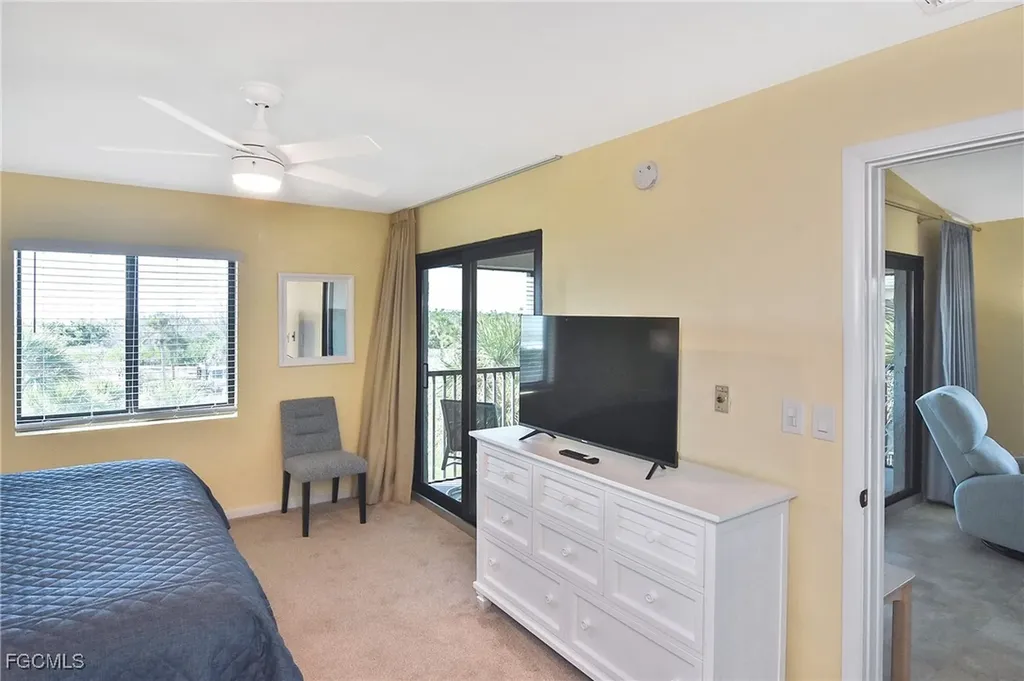 1919 Olde Middle Gulf Drive Sanibel FL 33957