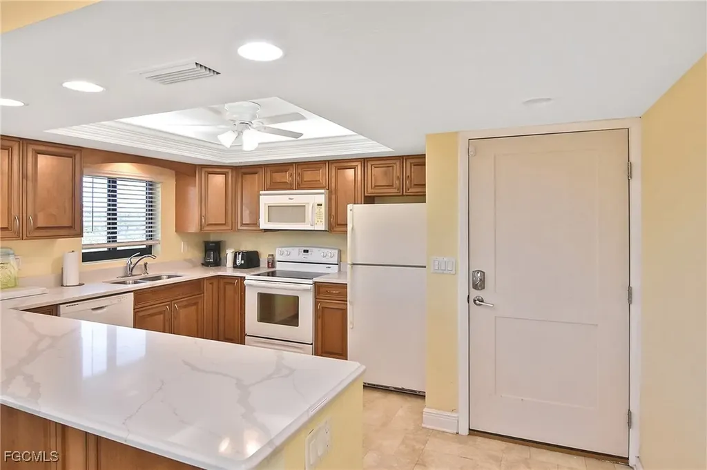 1919 Olde Middle Gulf Drive Sanibel FL 33957