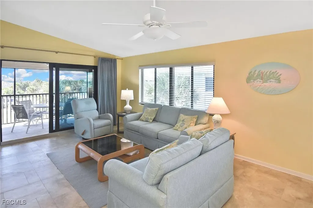 1919 Olde Middle Gulf Drive Sanibel FL 33957