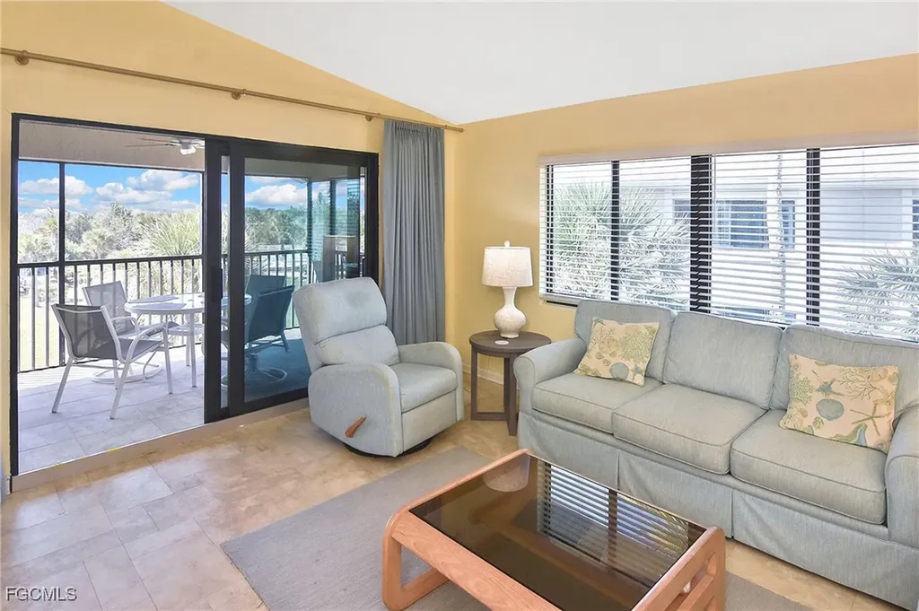 1919 Olde Middle Gulf Drive Sanibel FL 33957