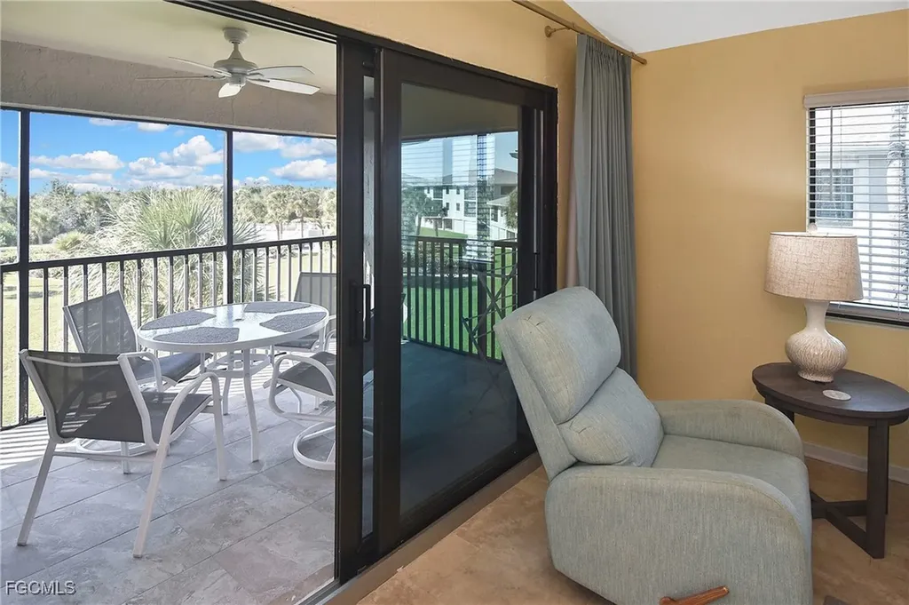 1919 Olde Middle Gulf Drive Sanibel FL 33957