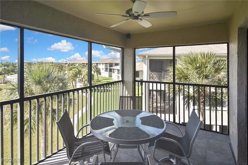 1919 Olde Middle Gulf Drive Sanibel FL 33957
