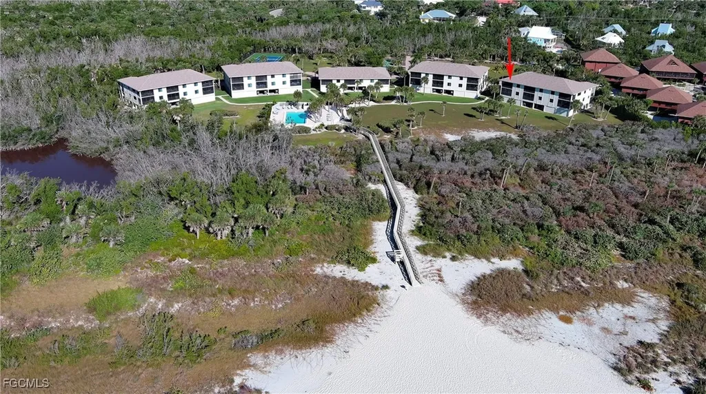 1919 Olde Middle Gulf Drive Sanibel FL 33957