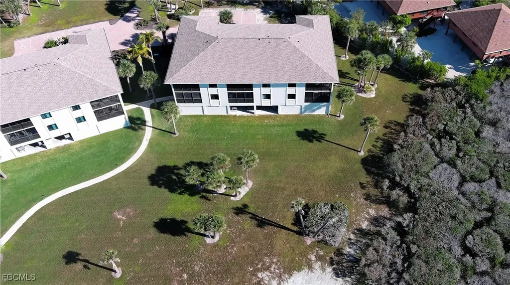 1919 Olde Middle Gulf Drive Sanibel FL 33957