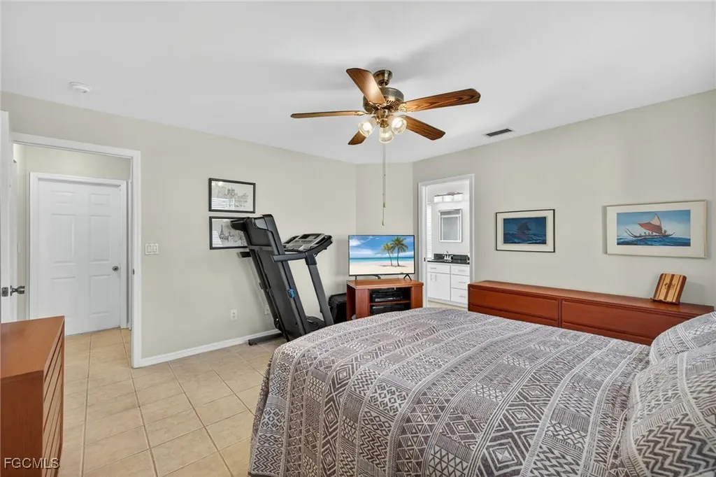 609 SE 17th Street Cape Coral FL 33990