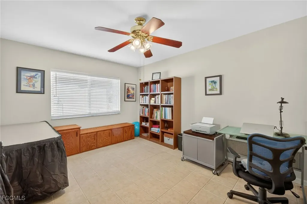 609 SE 17th Street Cape Coral FL 33990