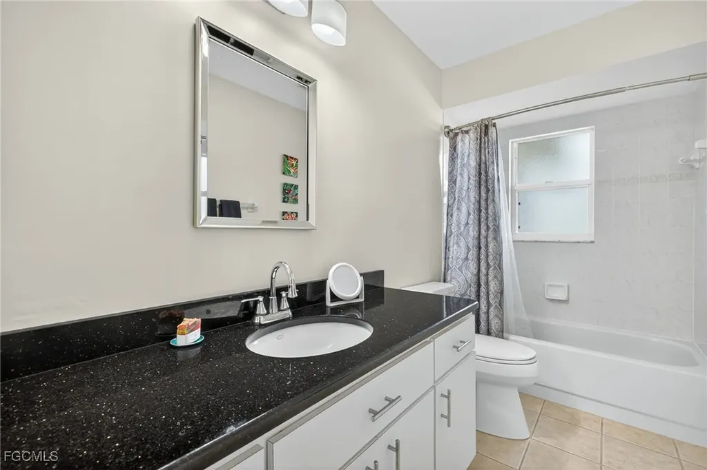 609 SE 17th Street Cape Coral FL 33990