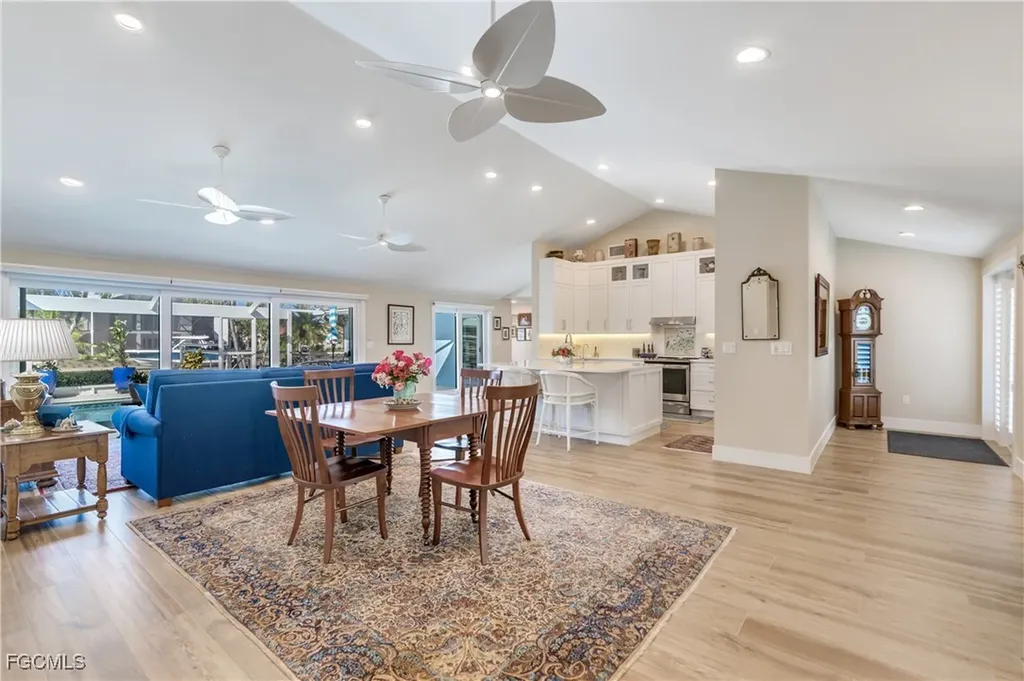 734 Sand Dollar Drive Sanibel FL 33957