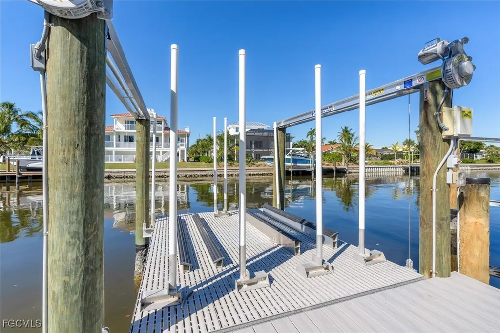 734 Sand Dollar Drive Sanibel FL 33957