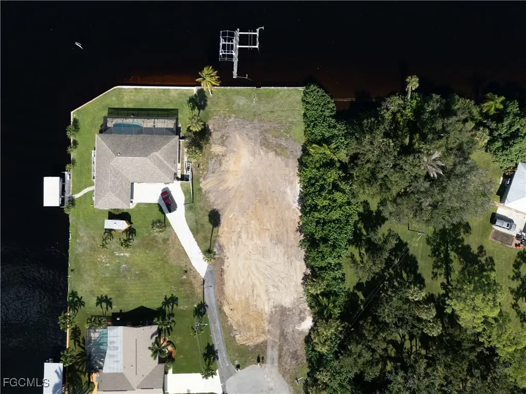 2190 River Road Fort Myers FL 33905