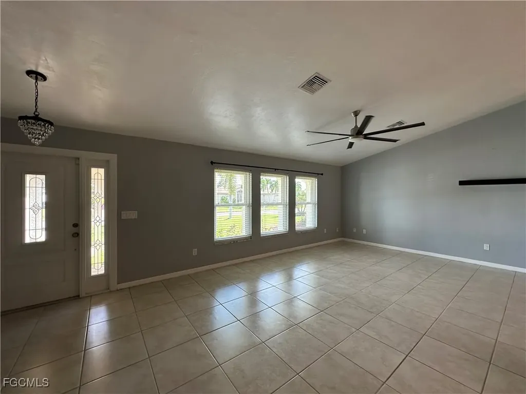 3606 SE 1st Avenue Cape Coral FL 33904