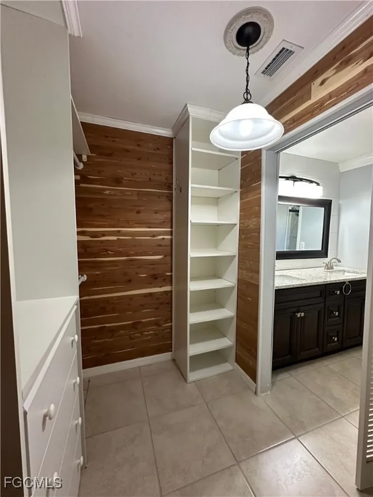 3606 SE 1st Avenue Cape Coral FL 33904