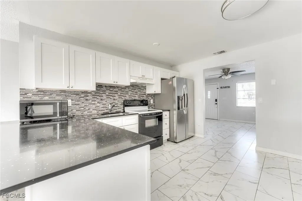 Cape Coral FL, 5227 Coronado Parkway, Unit 1