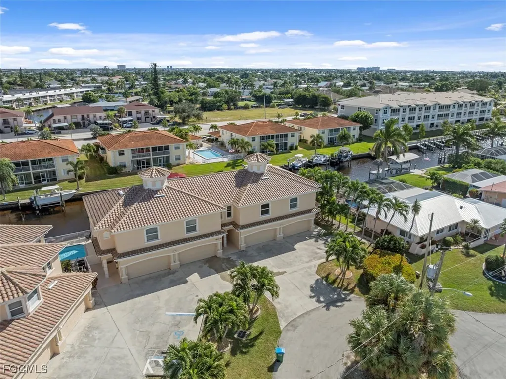 5111 Atlantic Court Cape Coral FL 33904