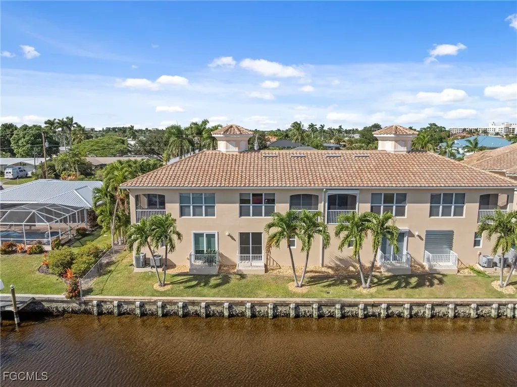 5111 Atlantic Court Cape Coral FL 33904