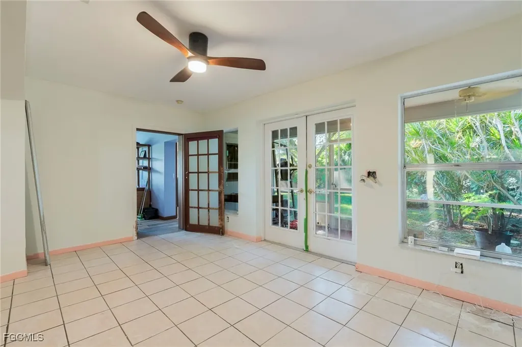 5222 Glade Court Cape Coral FL 33904