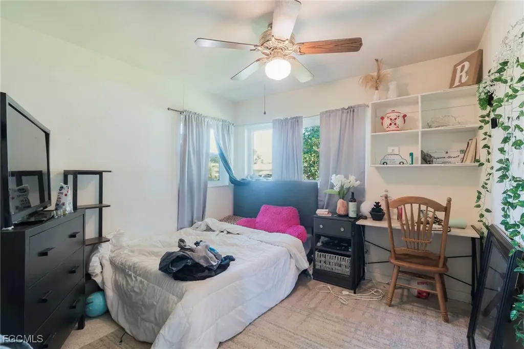 5222 Glade Court Cape Coral FL 33904