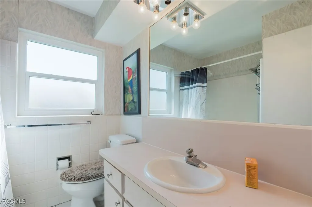 5222 Glade Court Cape Coral FL 33904