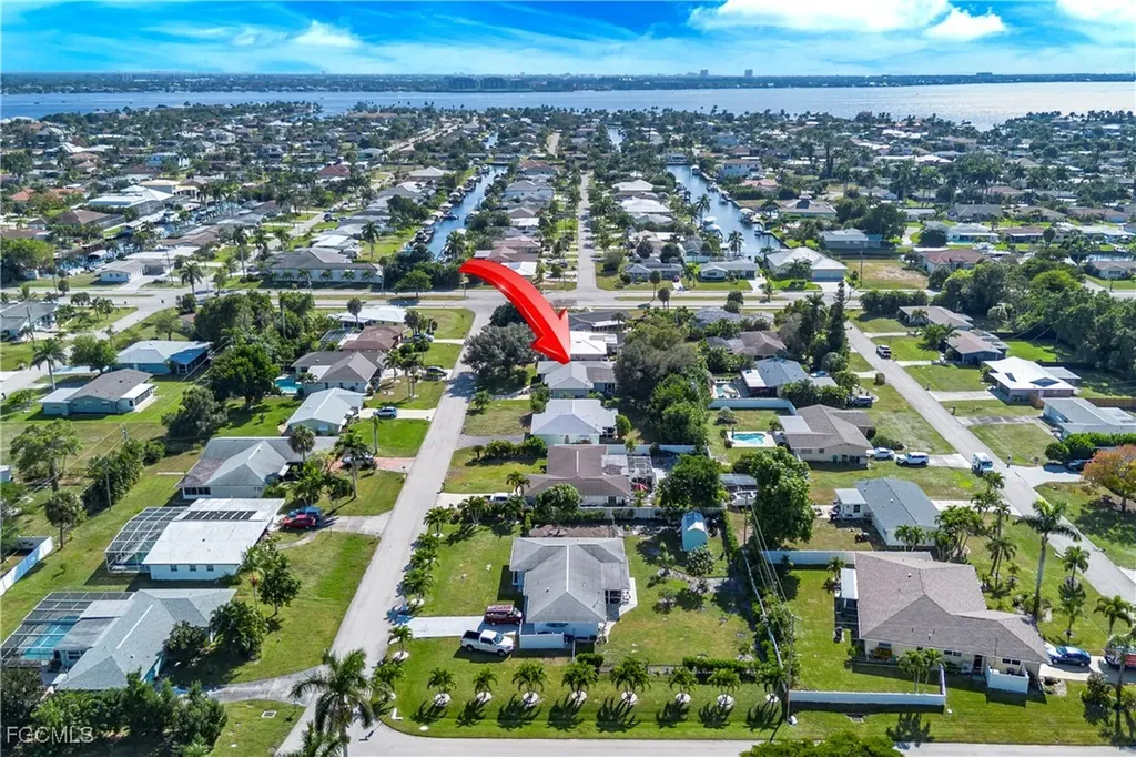 5222 Glade Court Cape Coral FL 33904