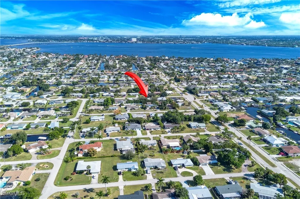 5222 Glade Court Cape Coral FL 33904