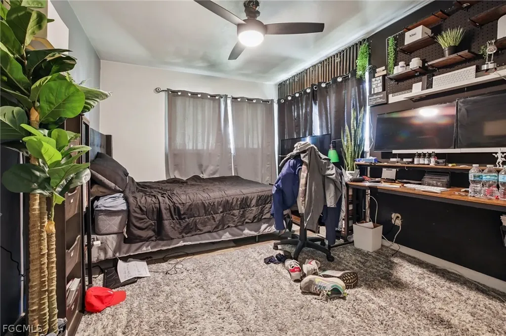 5222 Glade Court Cape Coral FL 33904