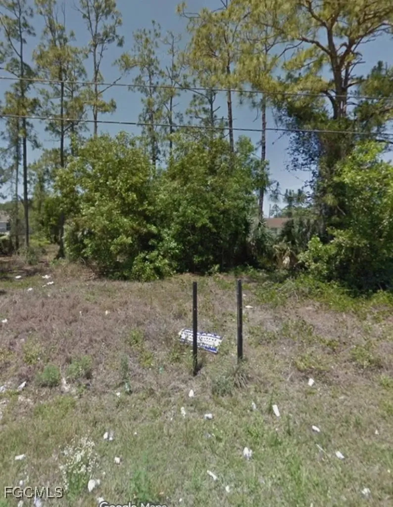 2412-2414 George Avenue S Lehigh Acres FL 33973
