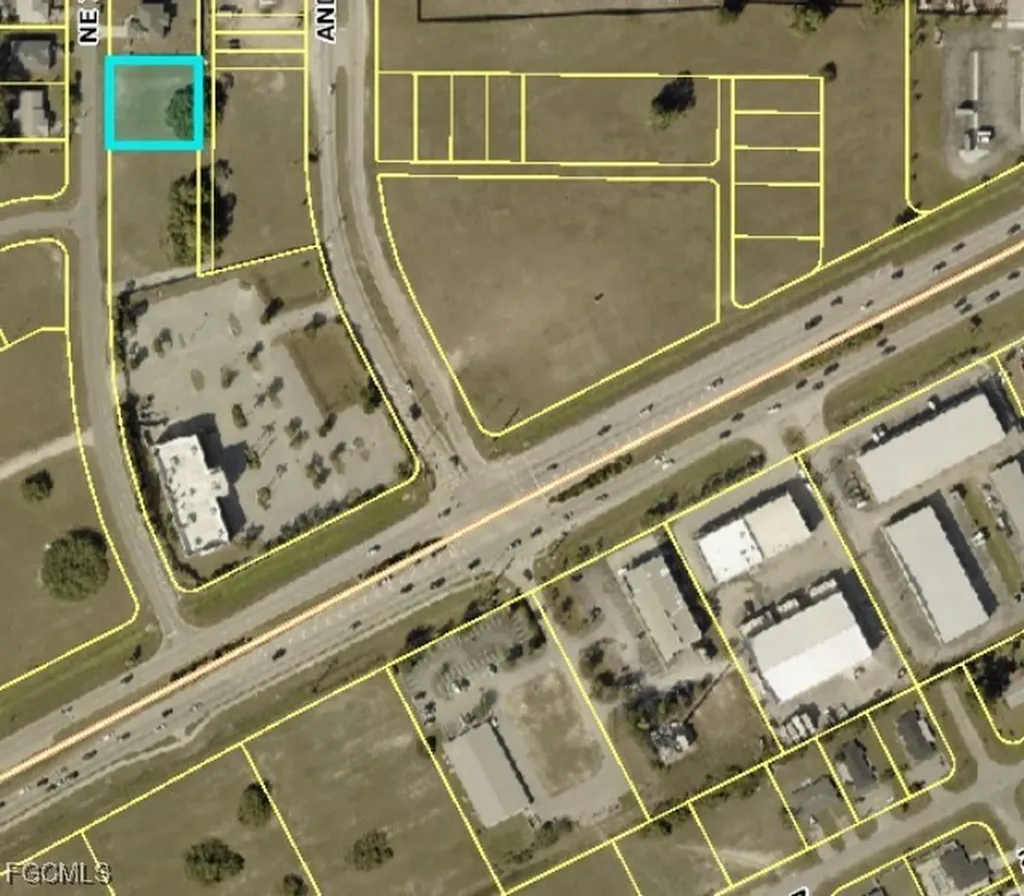 503 NE 7th Place Cape Coral FL 33909