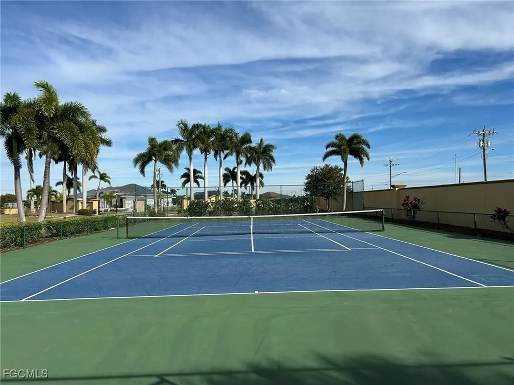 885 W Cape Estates Circle Cape Coral FL 33993