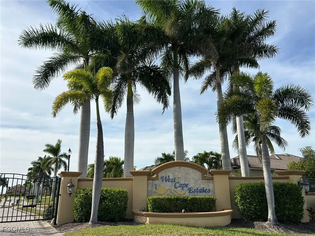 885 W Cape Estates Circle Cape Coral FL 33993