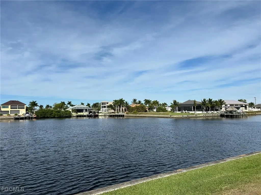 885 W Cape Estates Circle Cape Coral FL 33993