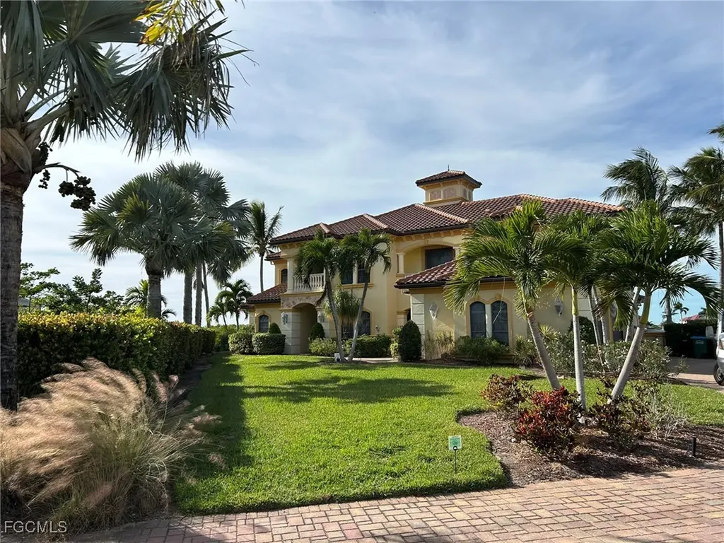 885 W Cape Estates Circle Cape Coral FL 33993