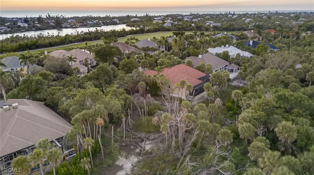 2372 Wulfert Road Sanibel FL 33957