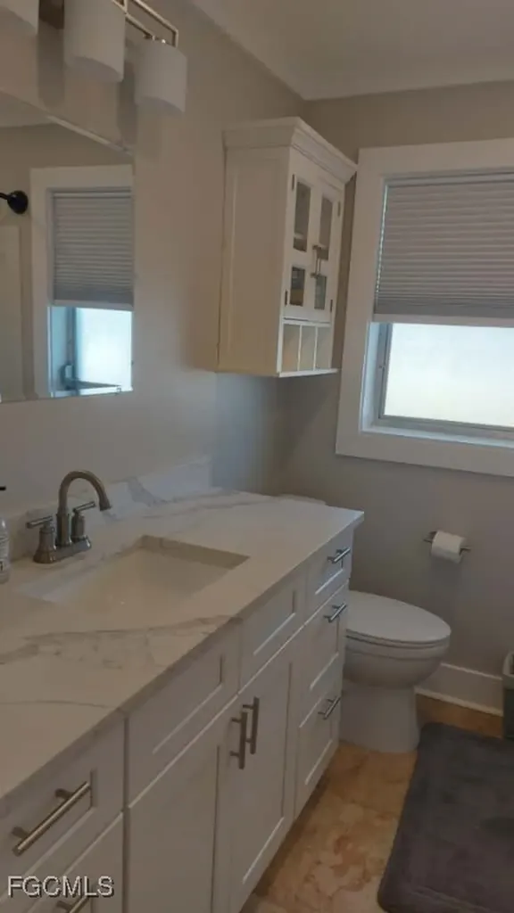 912 Dolphin Drive Cape Coral FL 33904