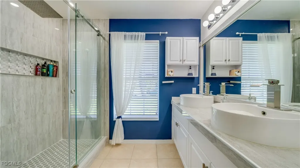 3322 NW 5th Terrace Cape Coral FL 33993