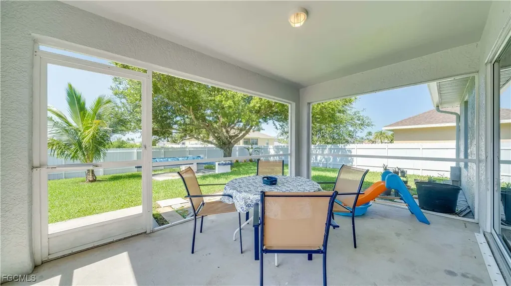 3322 NW 5th Terrace Cape Coral FL 33993