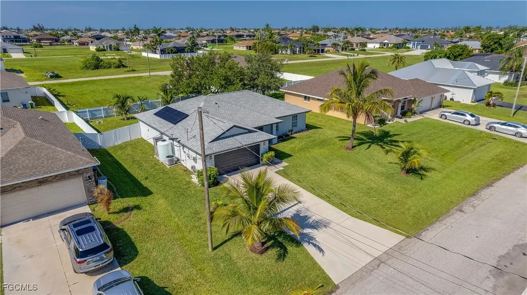 3322 NW 5th Terrace Cape Coral FL 33993