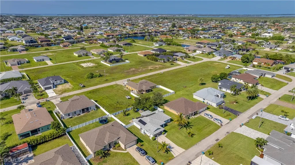 3322 NW 5th Terrace Cape Coral FL 33993