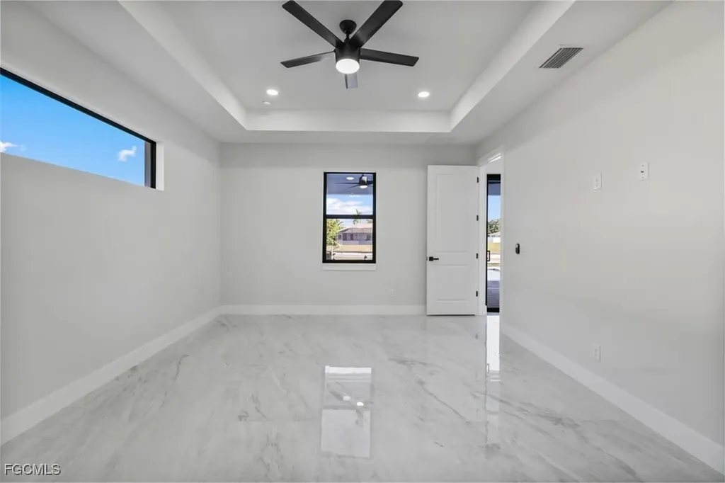 129 NE 12th Court Cape Coral FL 33909