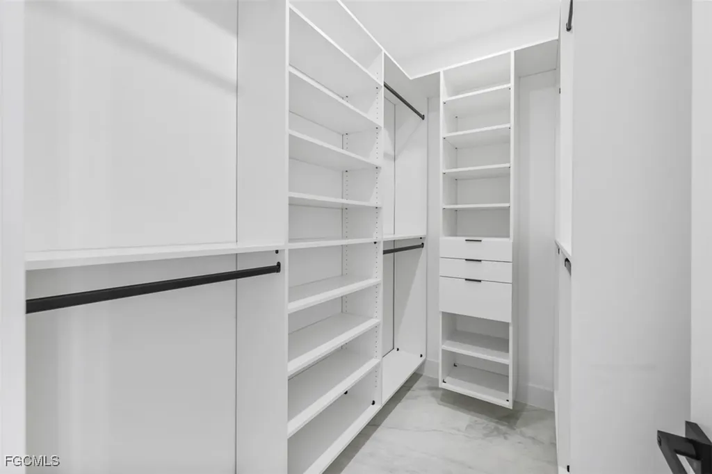 129 NE 12th Court Cape Coral FL 33909