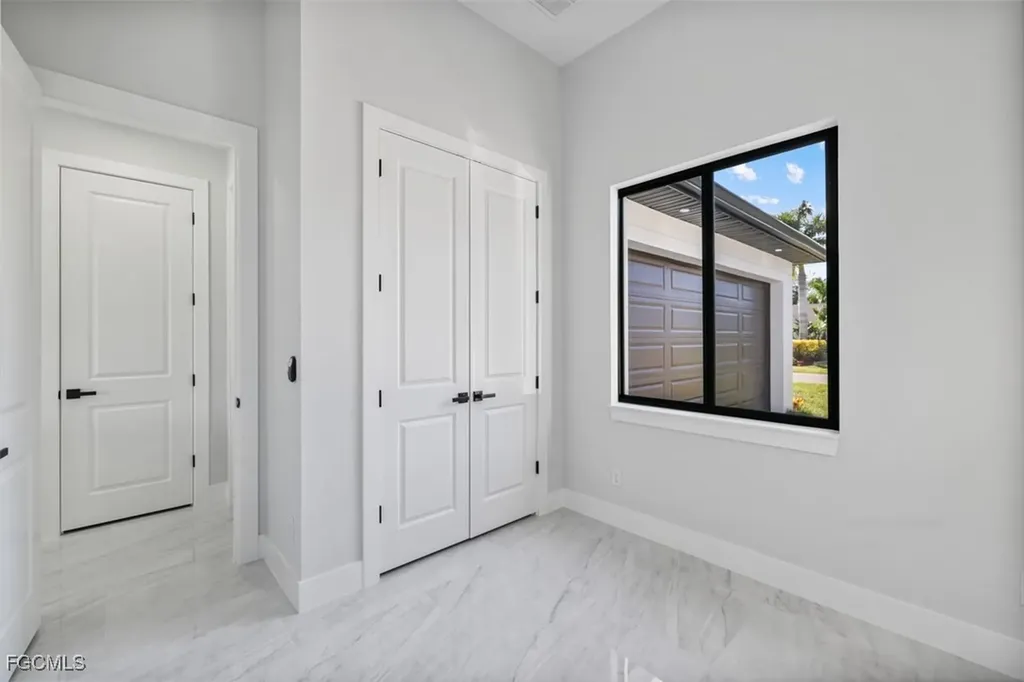 129 NE 12th Court Cape Coral FL 33909