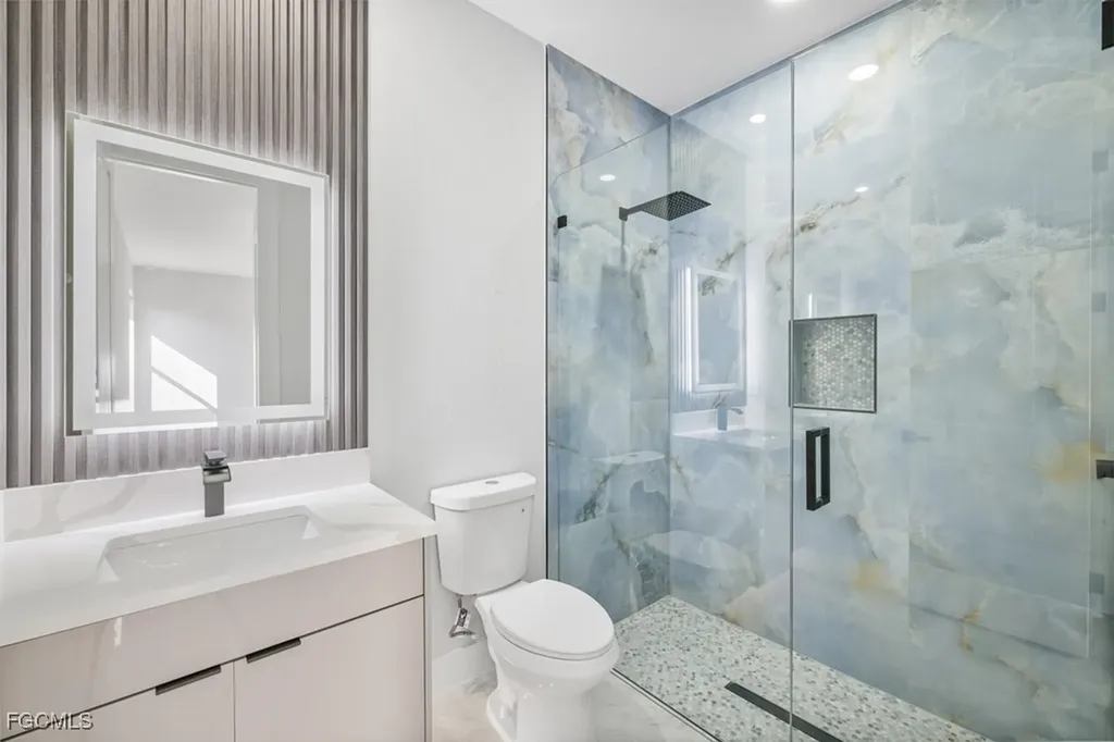 129 NE 12th Court Cape Coral FL 33909