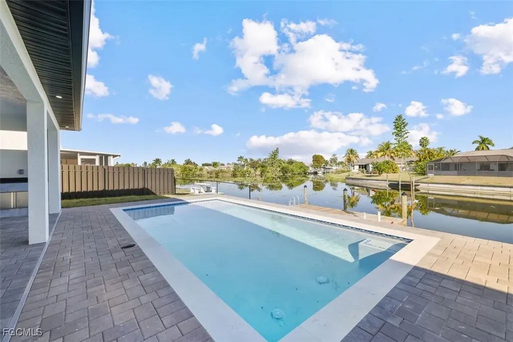 129 NE 12th Court Cape Coral FL 33909