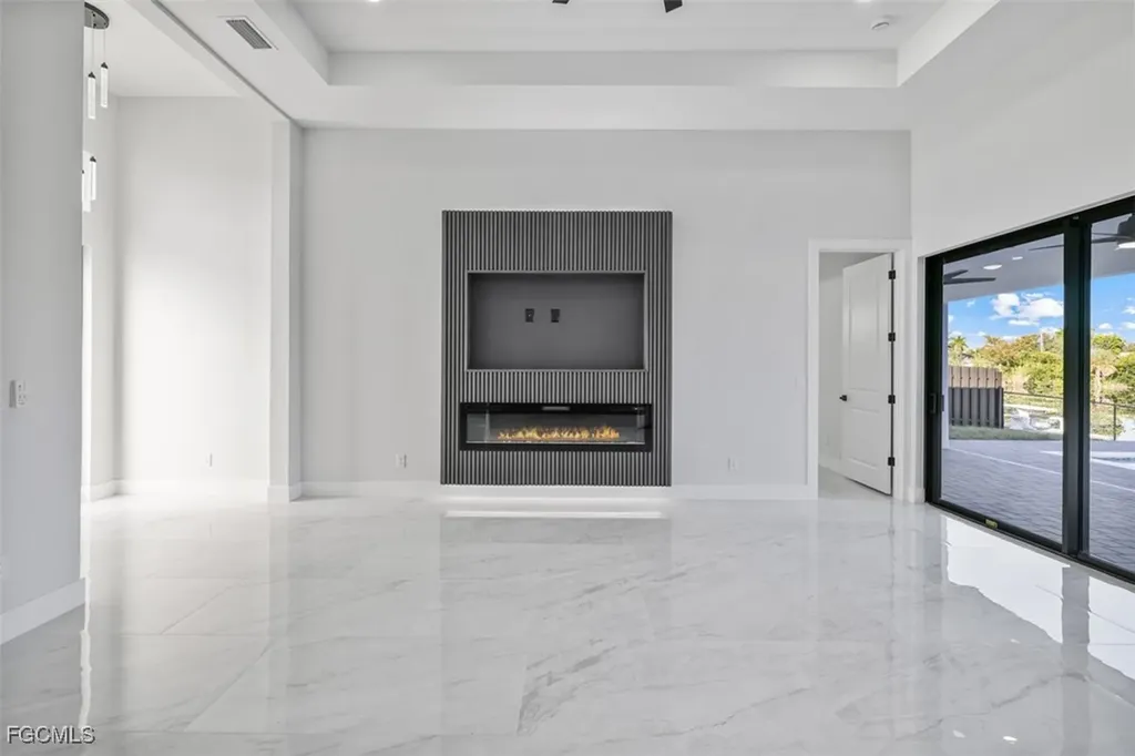 129 NE 12th Court Cape Coral FL 33909