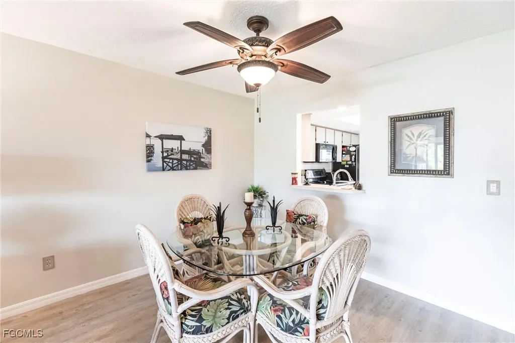 4914 Tudor Drive Cape Coral FL 33904